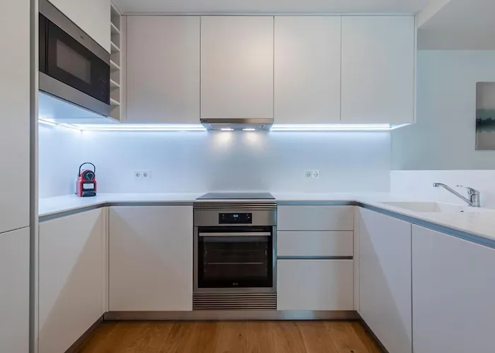 Fabulous 2 Bedroom By Innkeeper * Лиссабон