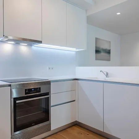Fabulous 2 Bedroom By Innkeeper Apartment Lissabon